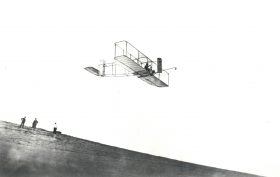 THE WRIGHT BROTHERS: AIR PIONEERS